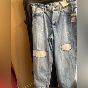 Women 90s baggy jeans